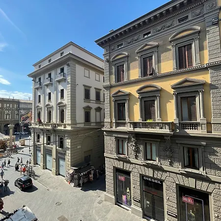 アパート Nel Cuore Del Centro Storico *